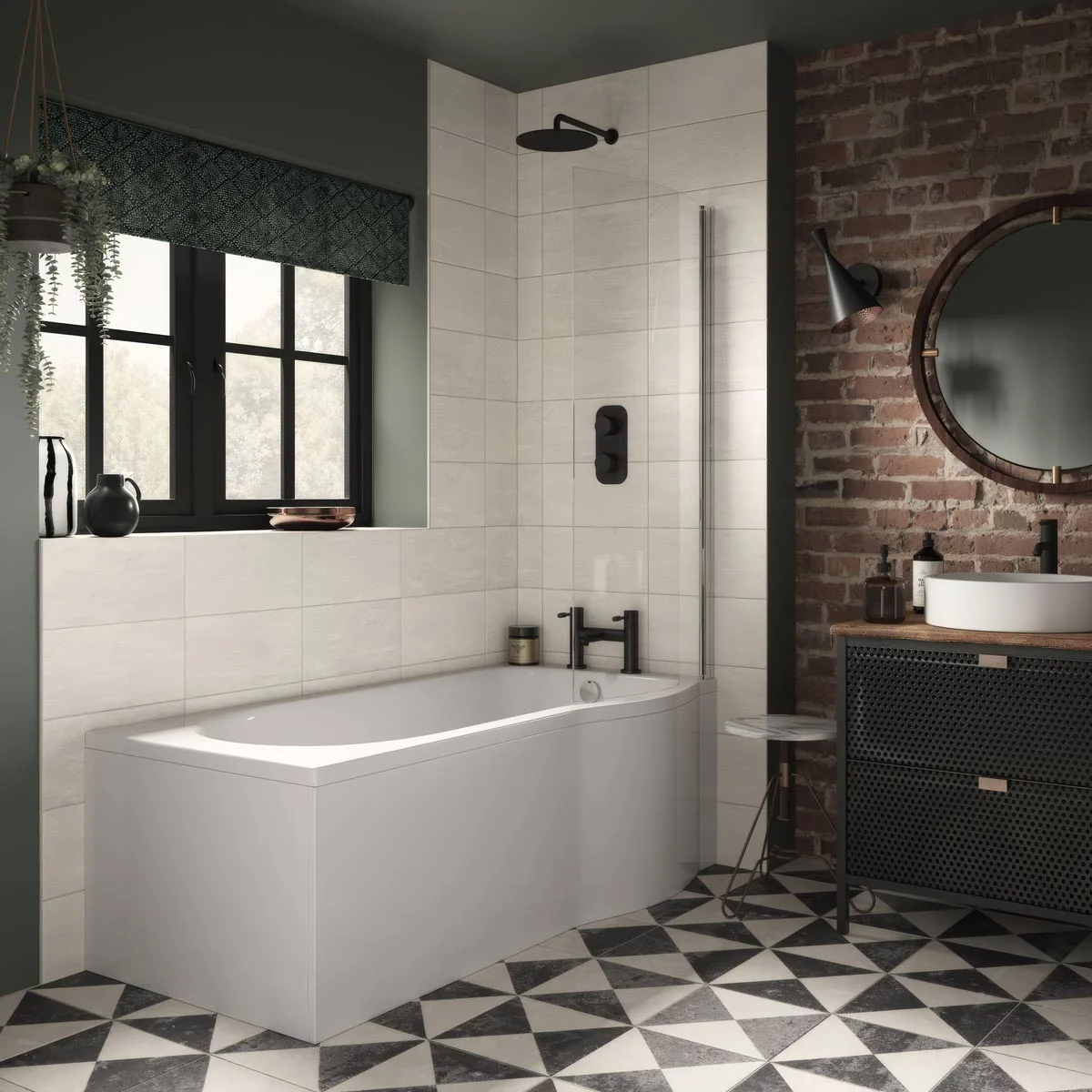 Trojancast Concert Compact Reinforced P Shape Shower Bath 1675 x 800mm with Panel & Screen Right Hand